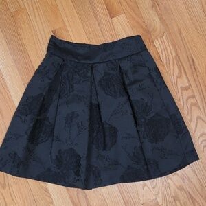 RW&Co Jacquard Black Rose-Printed Monochrome pleated voluminous mid-length skirt